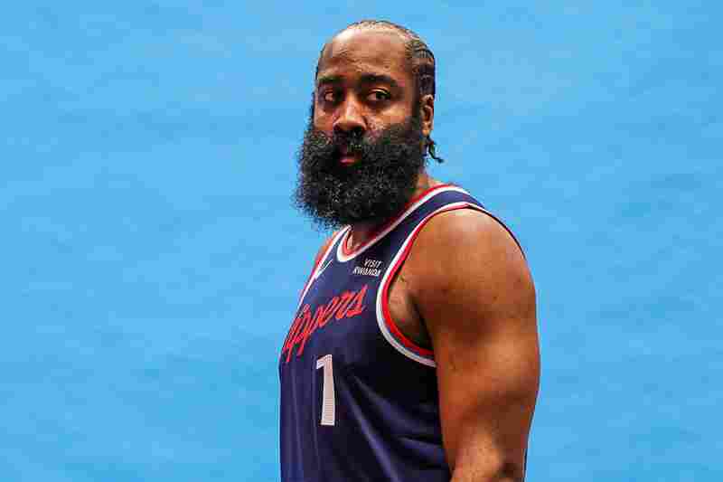 ??還要我怎樣?哈登傾盡全力轟35分10板11助 有6失誤 末節19分