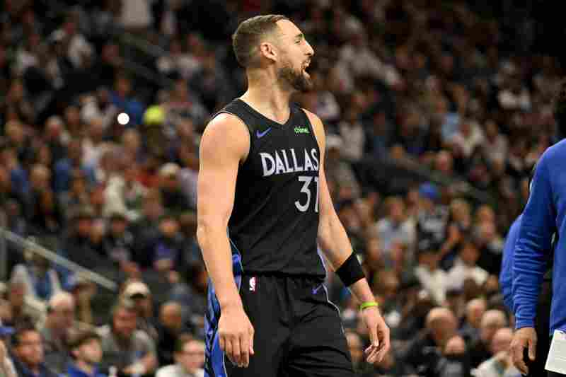 還不太夠!克萊12中5&三分9中3拿到13分2斷 正負值+11