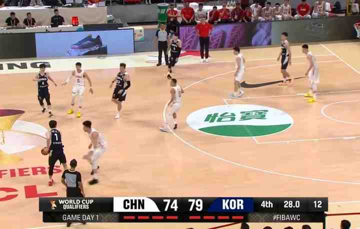 連續(xù)浪費機會!中國男籃關鍵時刻被韓國連搶三個前場板!