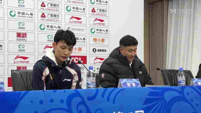 杜鋒:感受到了武漢球迷的熱情 磨合還是比較生疏 上半場失誤太多